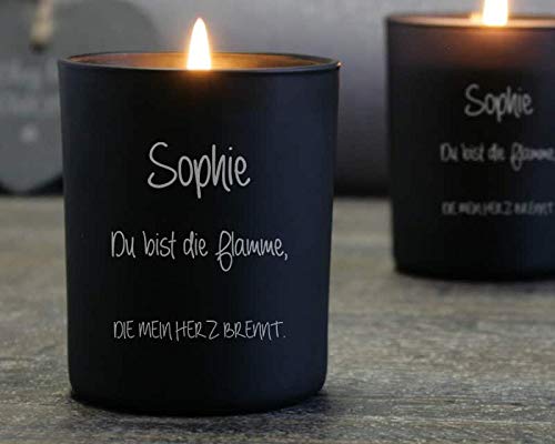 Свічка CADEAUX.COM Poetry Персоналізована Гравірування ароматизована свічка з бажаним текстом Час горіння 35 годин, фото №2 Свічка CADEAUX.COM Poetry Персоналізована Гравірування ароматизована свічка з бажаним текстом Час горіння 35 годин, фото №2