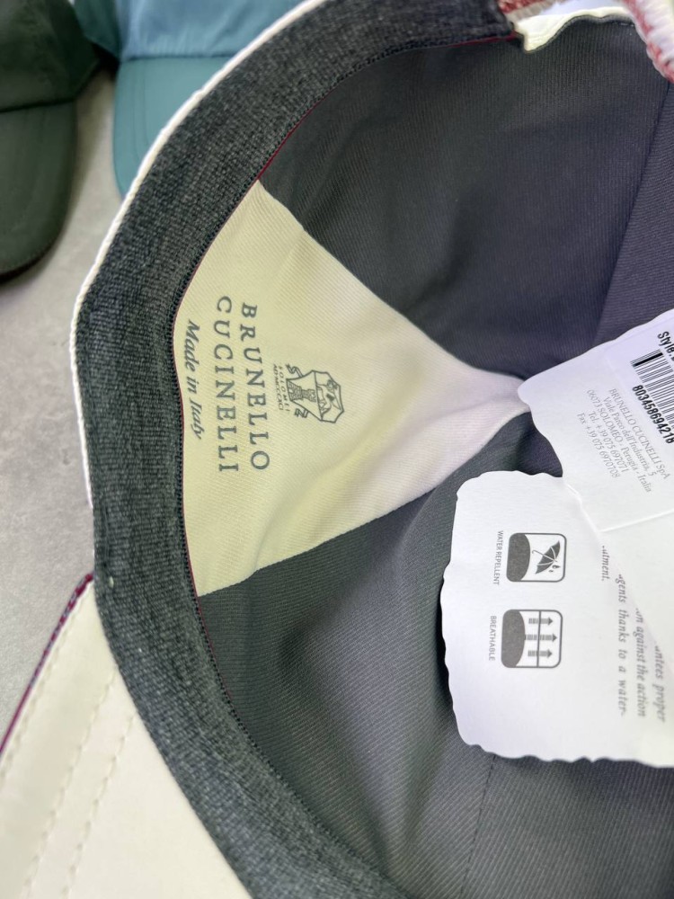 Кепка Brunello Cucinelli молочна з червоним логотипом gu598, фото №6