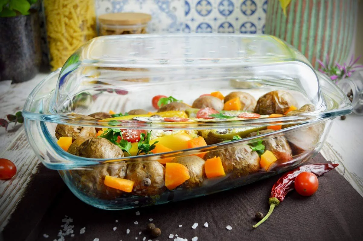 Скляна форма для запікання Sendez 4,1 л прямокутна з кришкою, фото №2 Скляна форма для запікання Sendez 4,1 л прямокутна з кришкою, фото №2