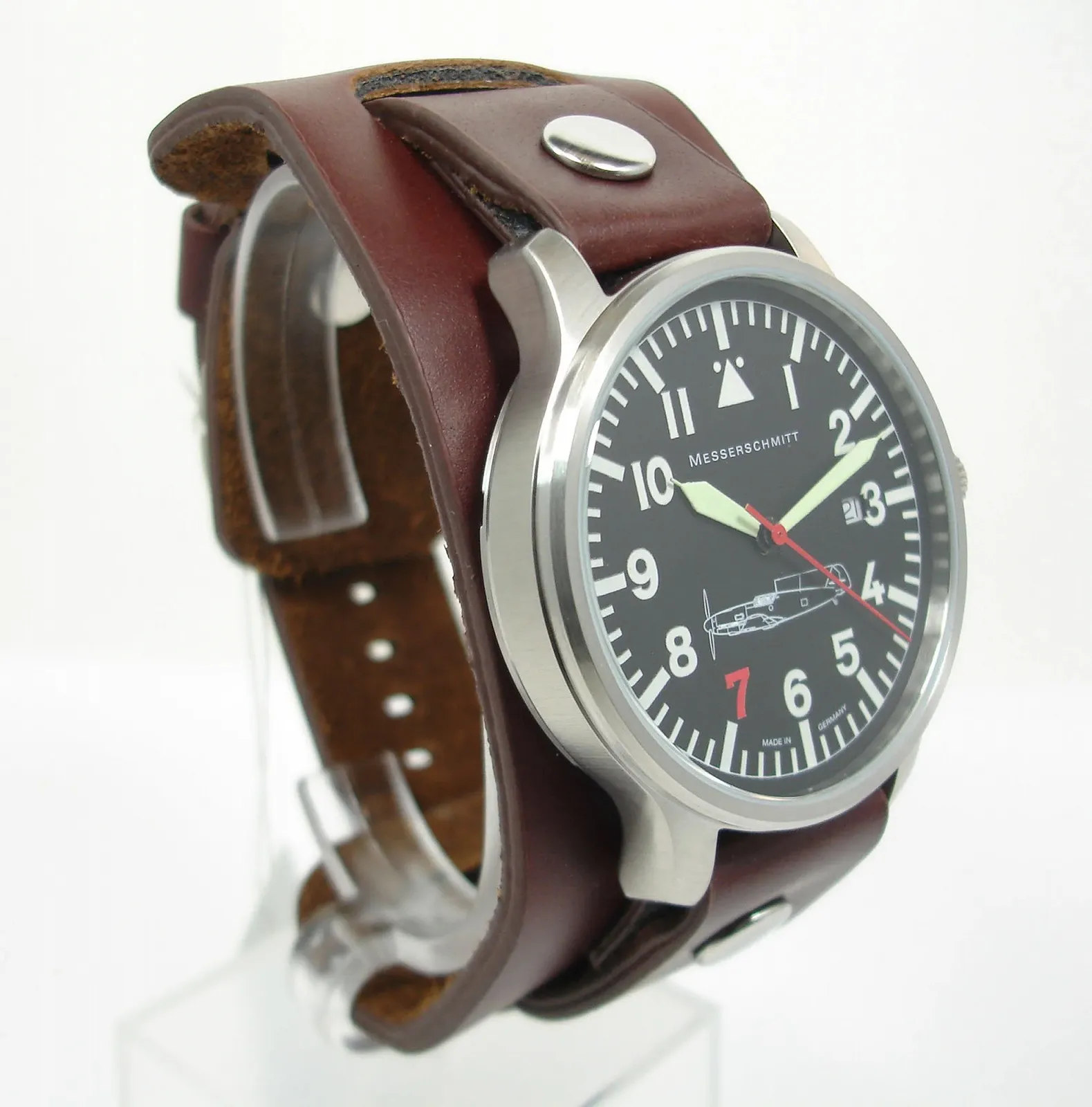 Годинник Messerschmitt 109-42R7 Чоловічий зі шкіряним ремінцем, смугастий, фото №3 Годинник Messerschmitt 109-42R7 Чоловічий зі шкіряним ремінцем, смугастий, фото №3