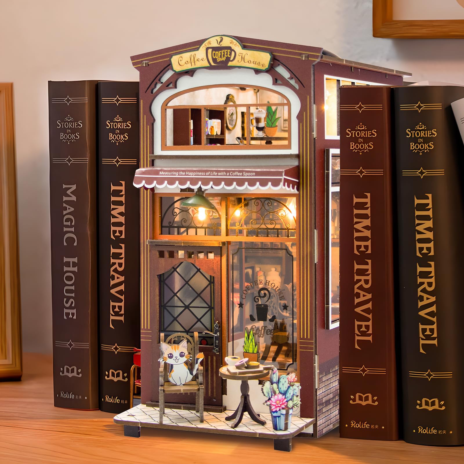 Кіт BBLIKE Book Nook Café Miniature Dollhouse Kit зі світлодіодними LED вогнями, фото №4