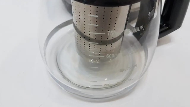 Комплект электрочайник с заварником на подставке из нержавеющей стали Rainberg RB-2504, фото №4 Комплект электрочайник с заварником на подставке из нержавеющей стали Rainberg RB-2504, фото №4