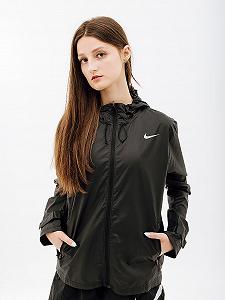 Куртка Nike Essential CU3217-010 S - Фото 1