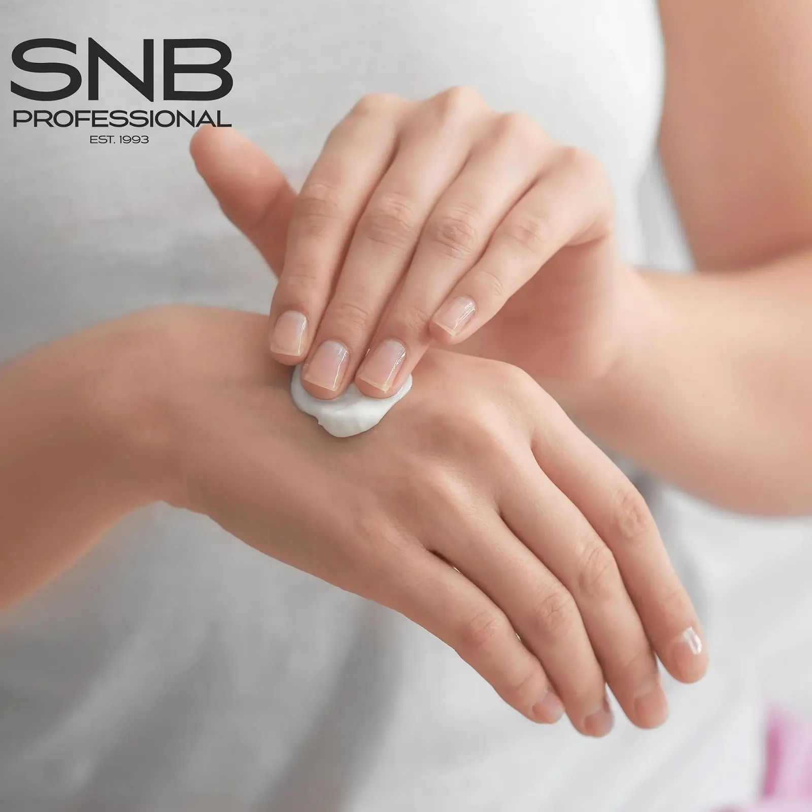 Крем для рук SNB Professional Skin Revive Therapy з олією жожоба, гліцерином, олією мигдалю, маслом ши, аргановою олією та вітаміном E, 50 мл, фото №7