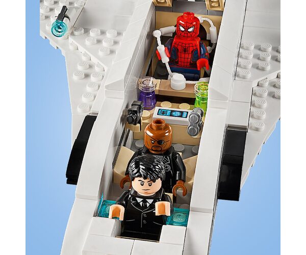 Конструктор LEGO Super Heroes Самолёт Старка и атака дрона (76130), фото №6