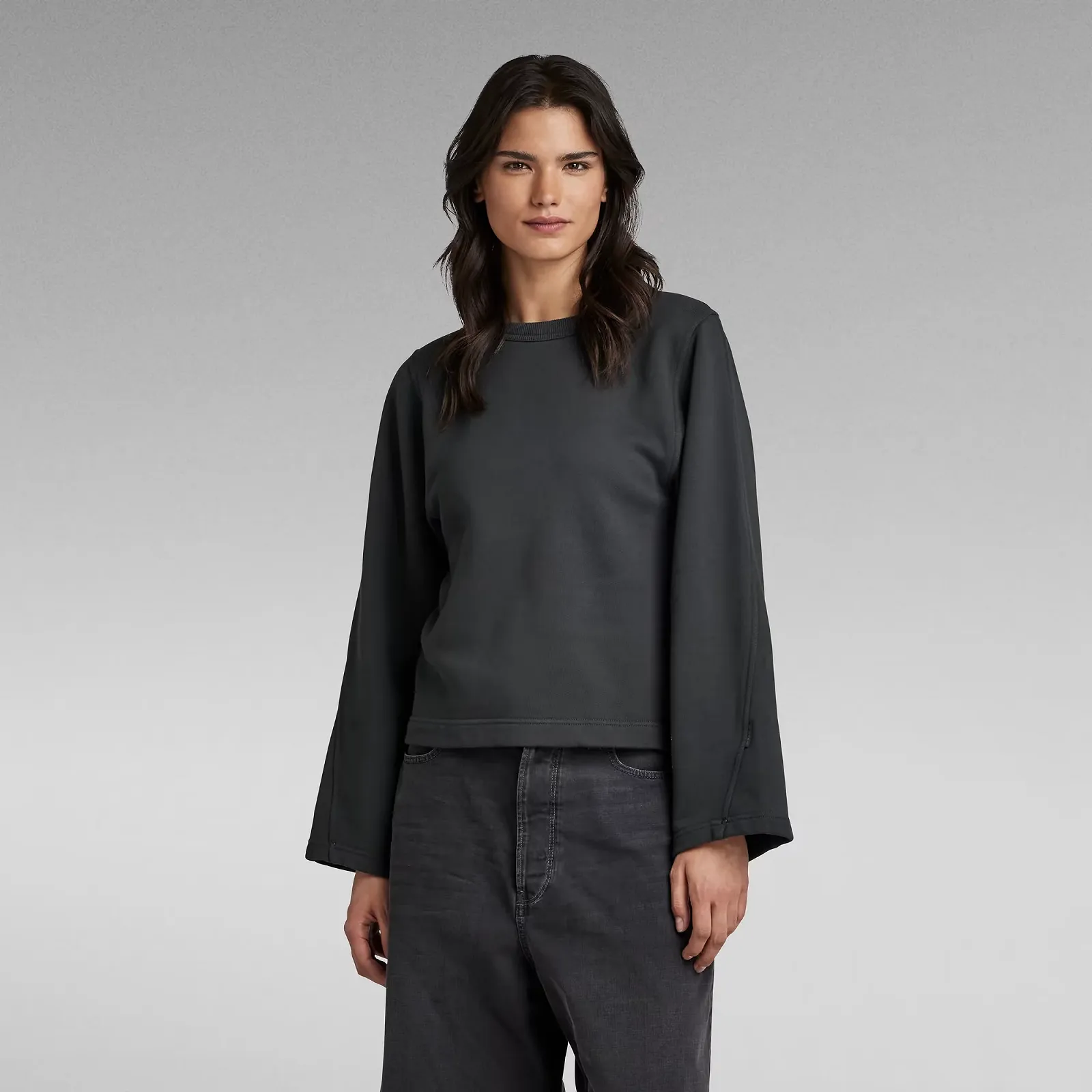 Женский свитер G-Star RAW Adjustable Sleeve Cropped Sweat - S, фото №1 Женский свитер G-Star RAW Adjustable Sleeve Cropped Sweat - S, фото №1