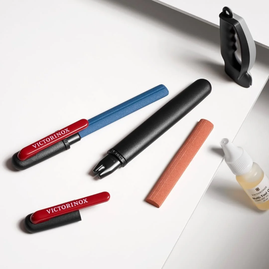Точилка для ножей Victorinox 4.3323 Dual красная, фото №2