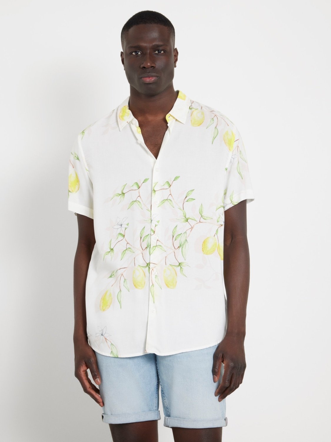 Мужская рубашка GUESS JEANS / Белая / Размер L, фото №3 Мужская рубашка GUESS JEANS / Белая / Размер L, фото №3