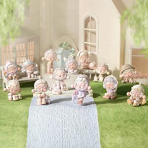 Фигурка POP MART SKULLPANDA Серии WARMTH (12 коробок) 6.35 см, подвижная synthetic.ua - Фото 1