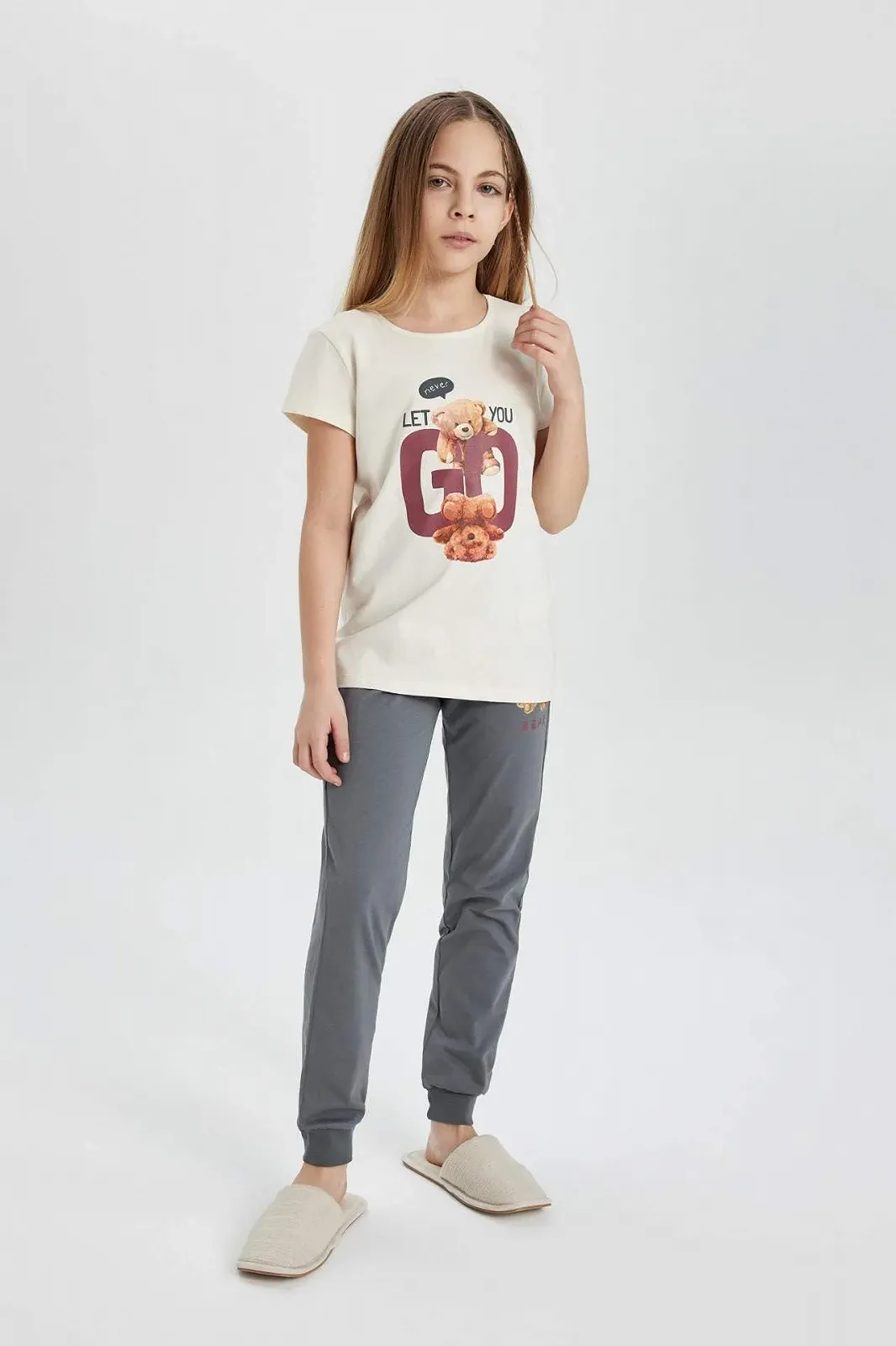 Пижамный набор DeFacto для девочек, фото №2 Пижамный набор DeFacto для девочек, фото №2