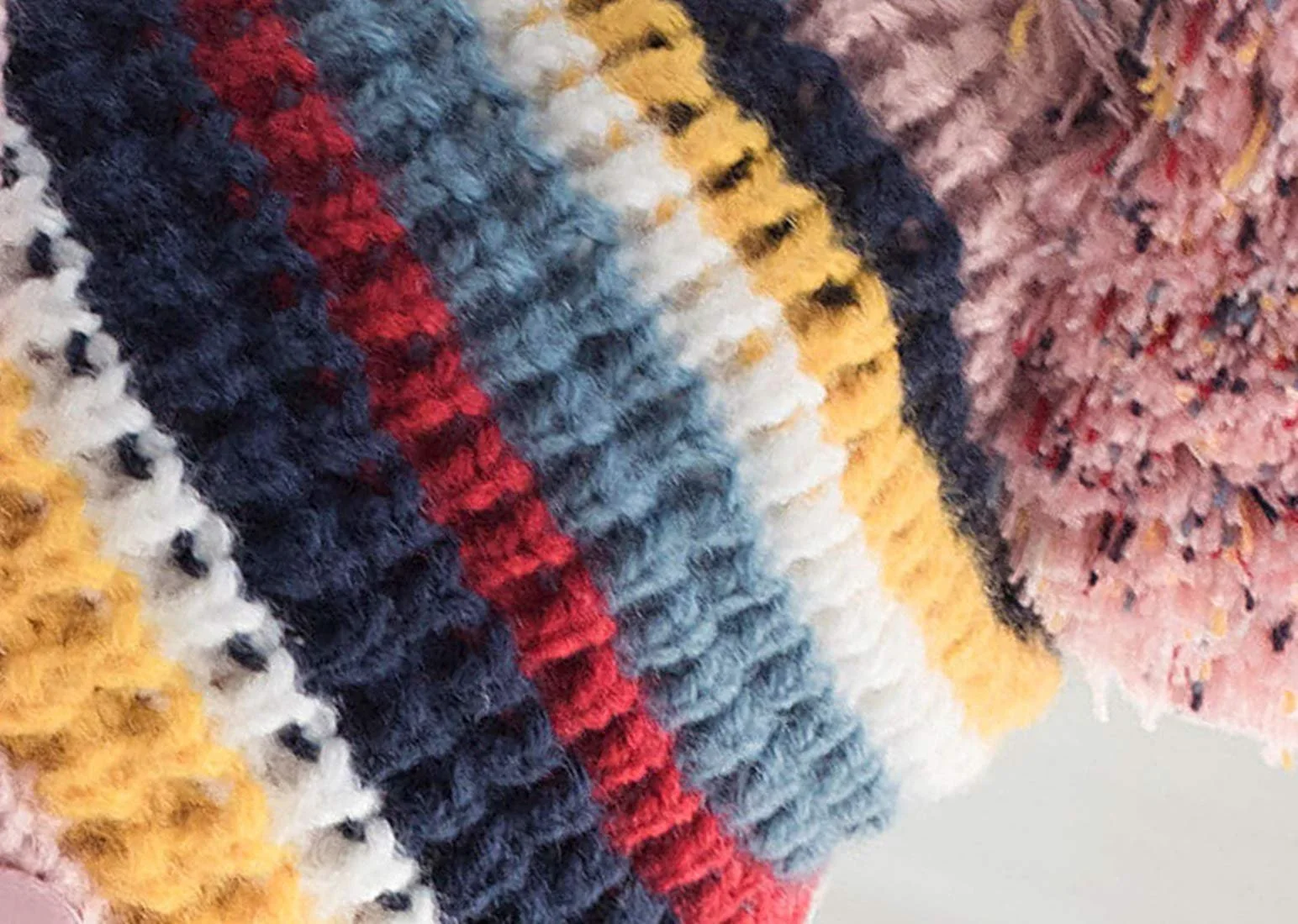 Шапка-шарф ITODA Вязаная Плюшевая Подкладка Зимняя Теплая Защита от ветра с помпоном и защитой ушей, фото №6 Шапка-шарф ITODA Вязаная Плюшевая Подкладка Зимняя Теплая Защита от ветра с помпоном и защитой ушей, фото №6