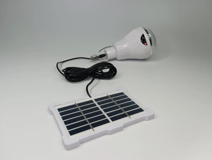 Аккумуляторный фонарик 10W с солнечной панелью Golden Road GR-020 для улицы и помещений, фото №7 Аккумуляторный фонарик 10W с солнечной панелью Golden Road GR-020 для улицы и помещений, фото №7