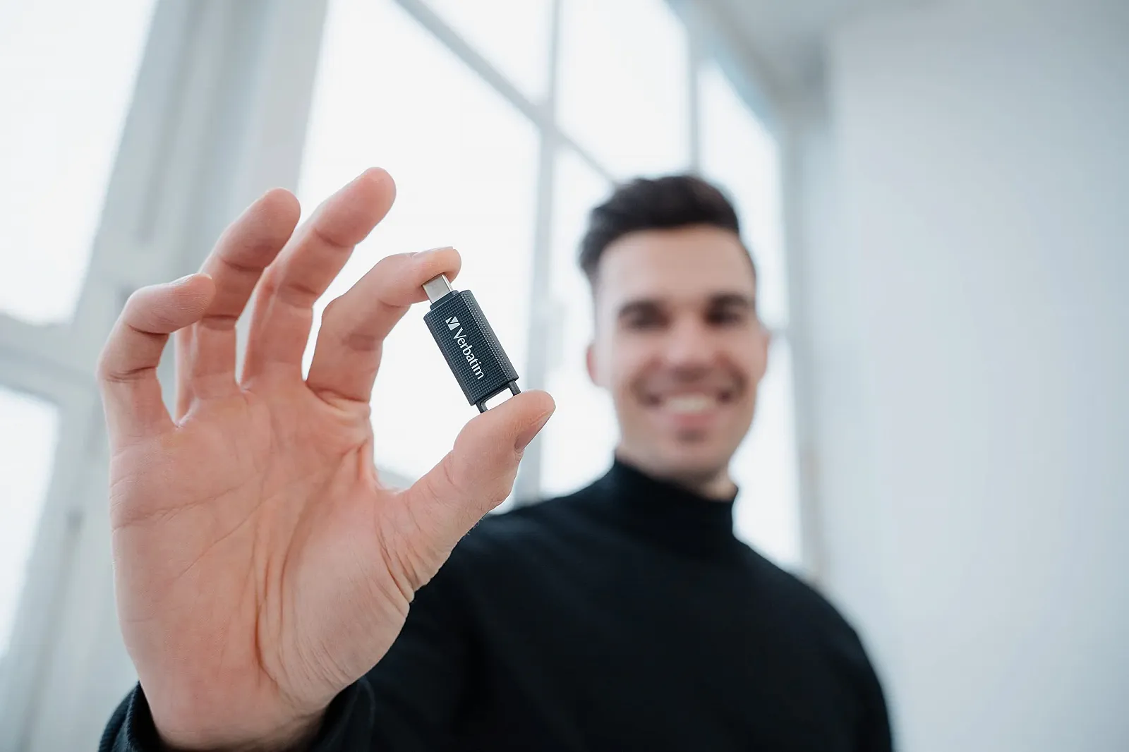 USB-флеш-накопичувач Verbatim Store 'n' Go USB-C 32 ГБ USB 3.2 Gen 1 Black, фото №2