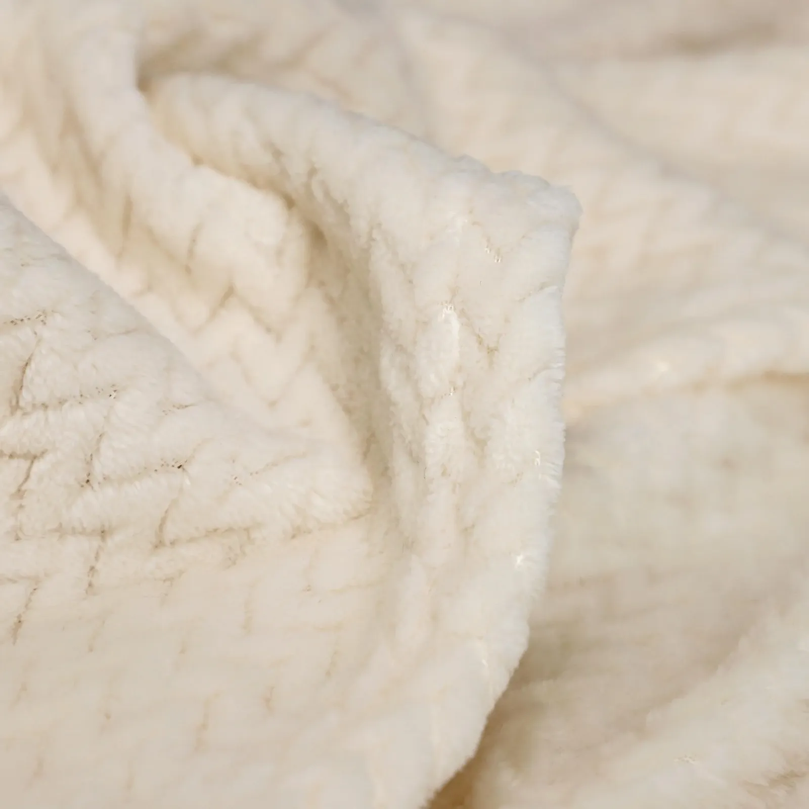 Одеяло Esprit Premium Cuddly, 150 x 200 см, Oeko-Tex Пушистое одеяло, Большое покрывало, Микрофибра, Мягкое одеяло для дивана, Флисовое одеяло, XXL Белый, фото №3