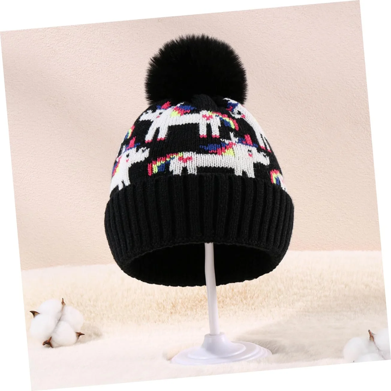 Вязаная шапка PACKOVE с жаккардовым узором единорога, фото №4 Вязаная шапка PACKOVE с жаккардовым узором единорога, фото №4