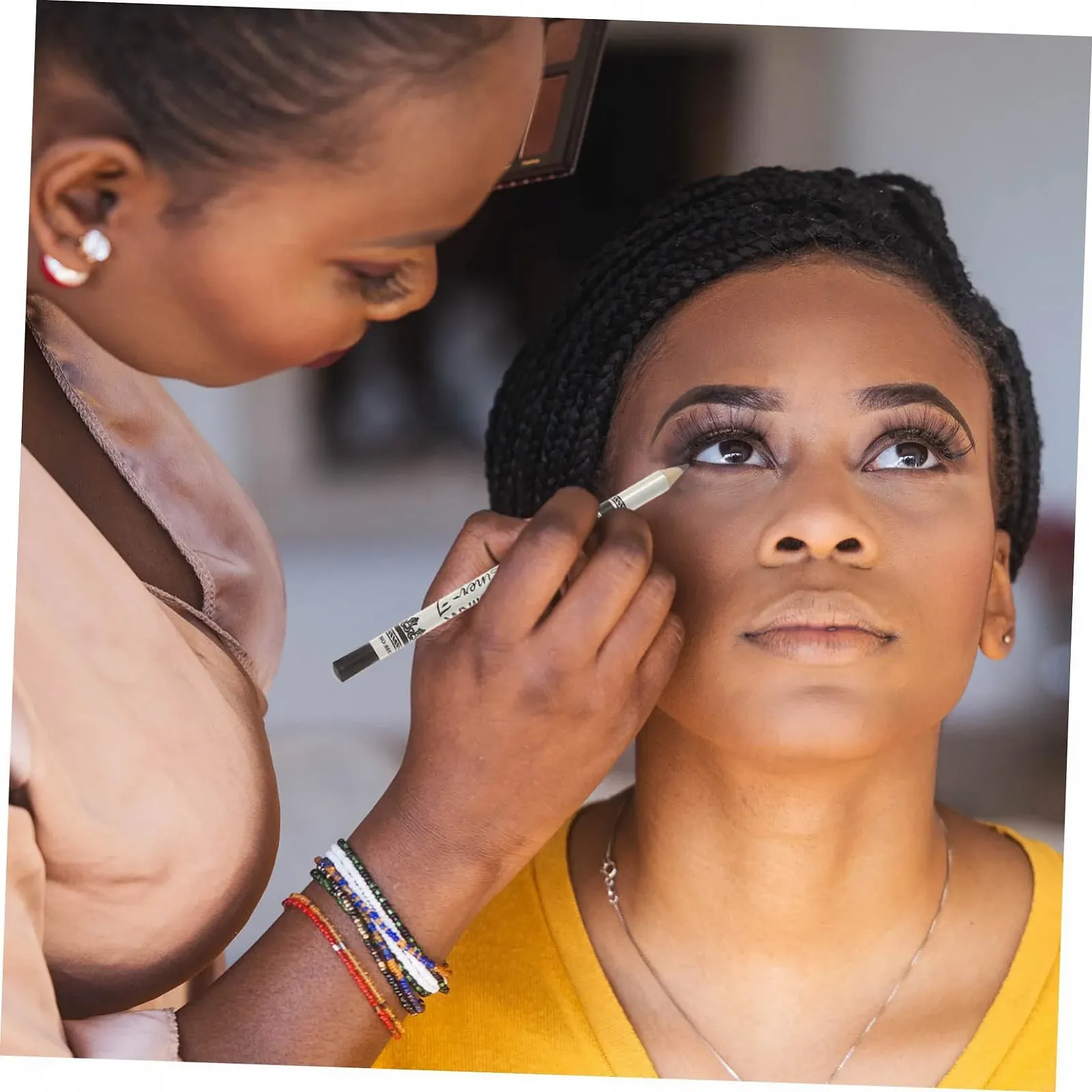 Олівець для очей BIUDECO Темно-коричневий Водостійкий, фото №6 Олівець для очей BIUDECO Темно-коричневий Водостійкий, фото №6