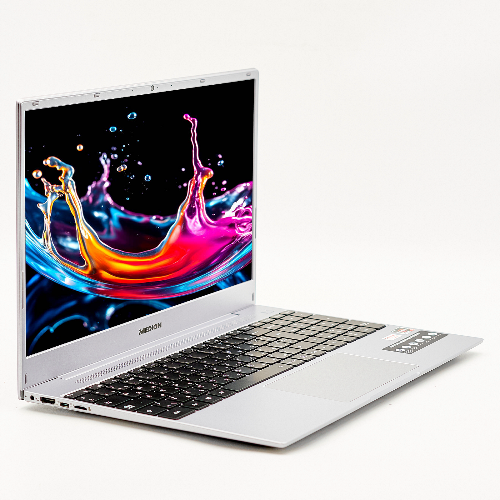 Ноутбук Medion E15303 Ryzen 5 4500U RAM 16 ГБ SSD 1 ТБ AMD Graphics, б/у, Win10, фото №3