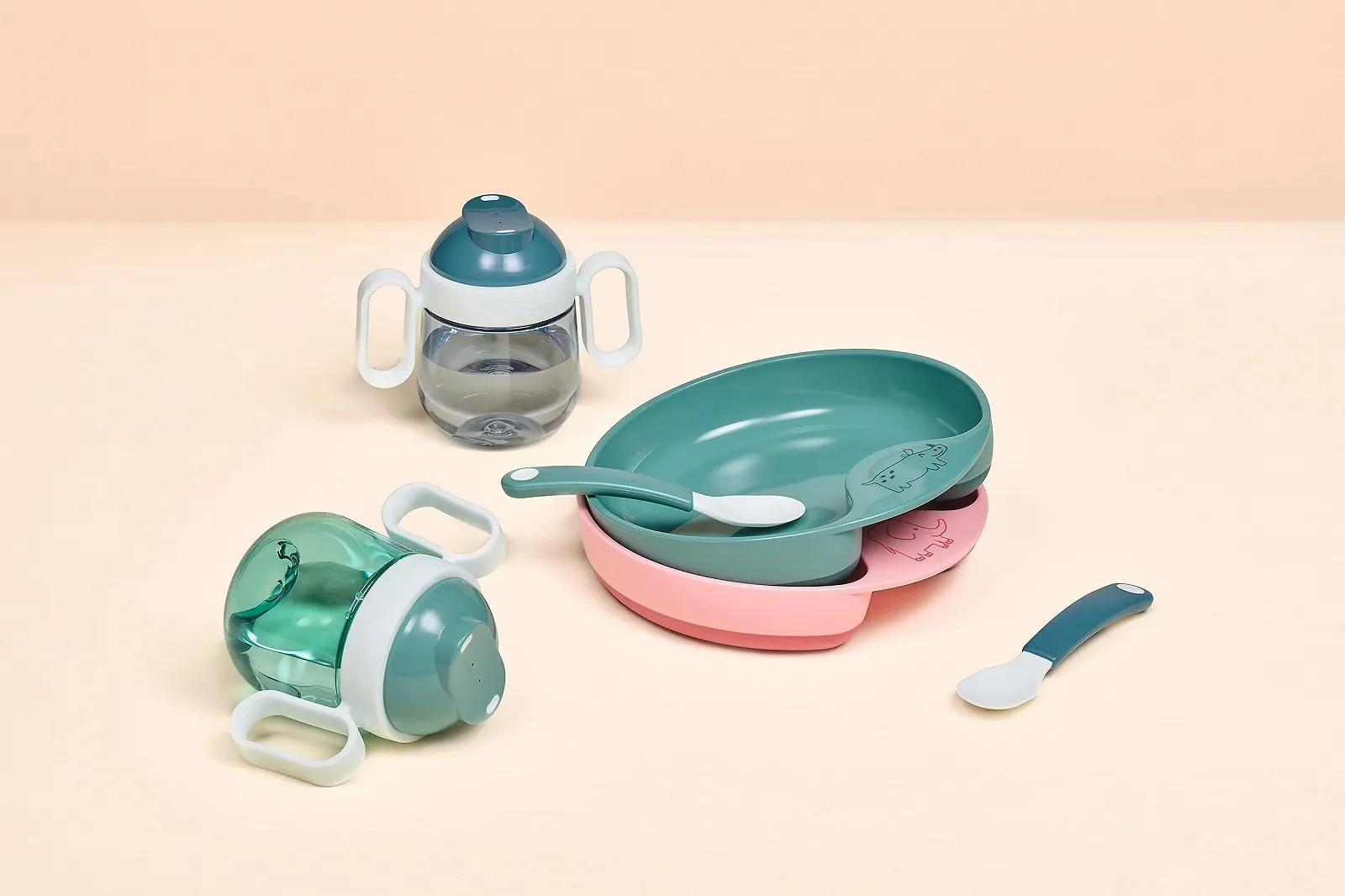 Набір дитячого посуду Mepal Mio Flowers & butterflies, 3 предмети: пляшка, тарілка та ложка, фото №8 Набір дитячого посуду Mepal Mio Flowers & butterflies, 3 предмети: пляшка, тарілка та ложка, фото №8