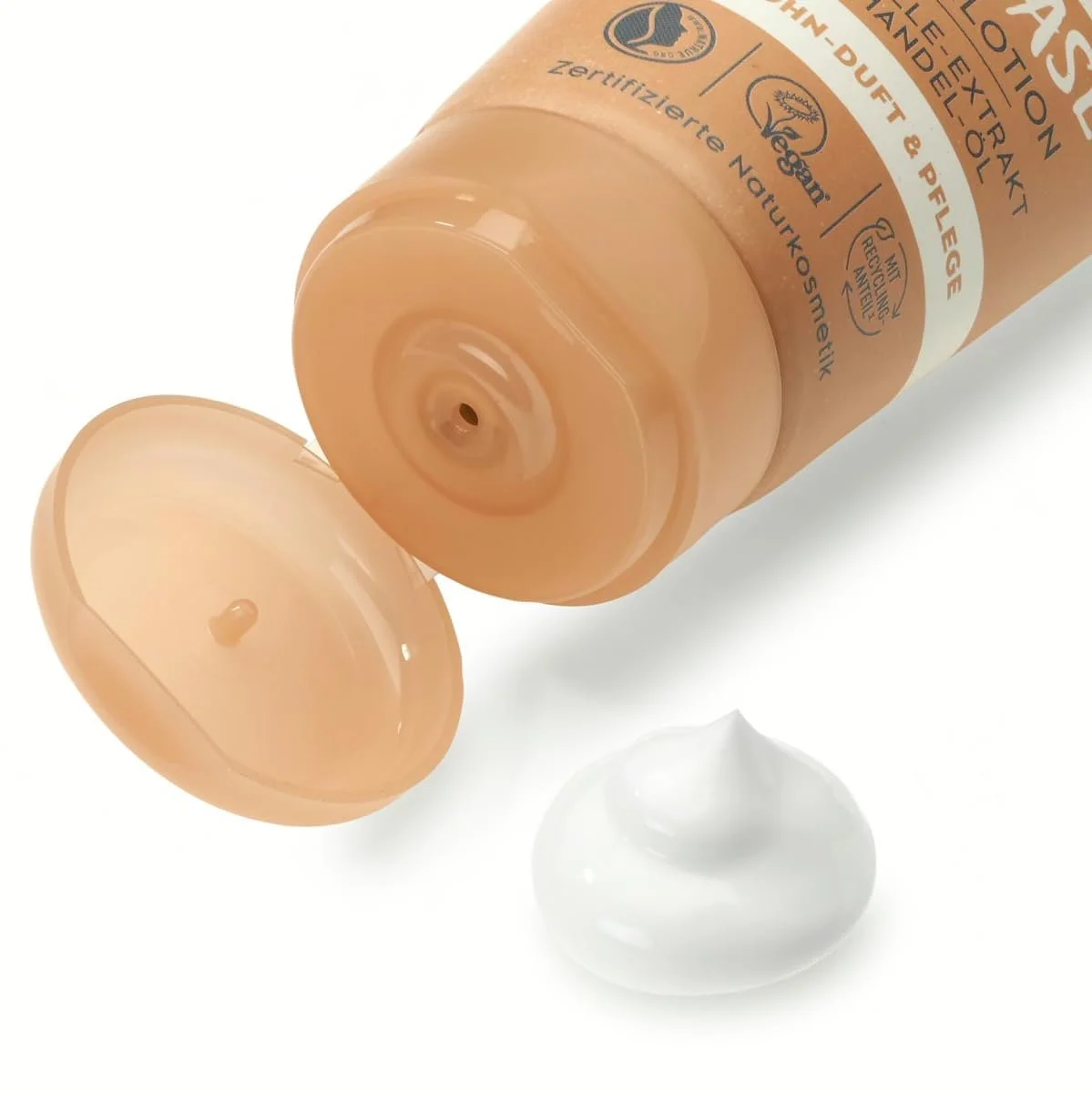 Набор для ухода за кожей Alverde Natural Cosmetics: лосьон для тела Ruheoase с миндальным маслом и экстрактом ванили (2 x 200 мл) + крем для рук 2-в-1 Dream Beautiful для поврежденных рук (2 x 75 мл), 550 мл, фото №3