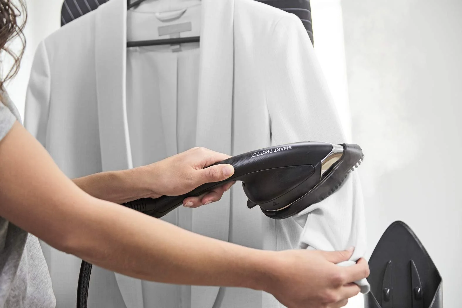 Паровая гладильная система Rowenta Ixeo UR1910 1600 Вт 5.8 бар Black, фото №5