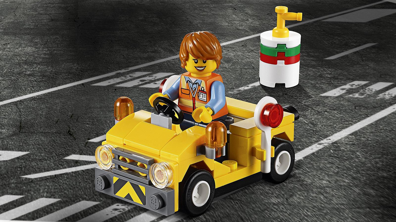 LEGO City Space Port Training Jet Transporter 60079, фото №2