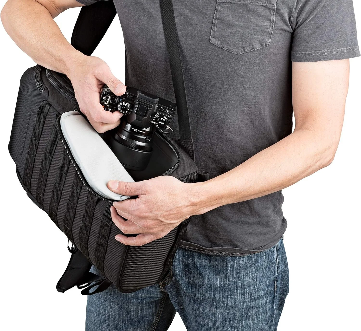 Рюкзак для фотоаппарата Lowepro ProTactic BP 350 AW II, фото №2 Рюкзак для фотоаппарата Lowepro ProTactic BP 350 AW II, фото №2