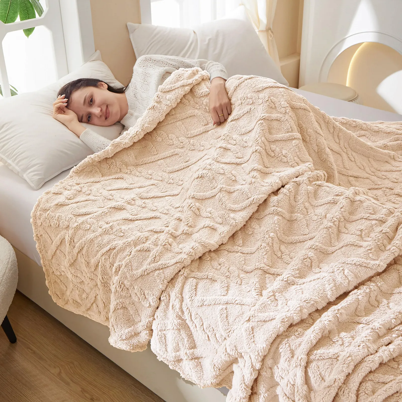 Одеяло Mezzar Cuddly Fluffy, Плюшевое, Флисовое, Фланелевое, для дивана, кровати (Белый, 200 x 230 см), фото №6