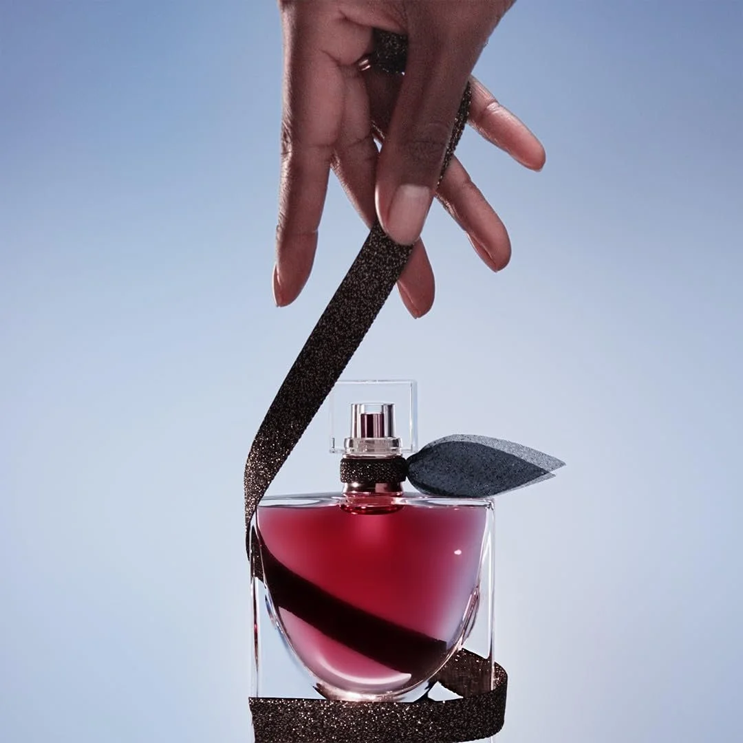 Парфумована вода Lancôme La Vie est Belle L'Elixir з оксамитово-квітковим ароматом для жінок з малиновим акордом, листям фіалки та маслом какао для унікального аромату, фото №5