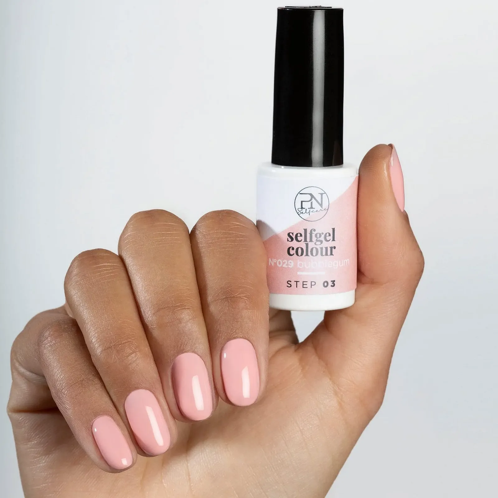 Гель-лак PN Selfcare Светло-розовый, съемный, без тестирования на животных, для UV LED ламп, цветной, долговечный, для маникюра, фото №4 Гель-лак PN Selfcare Светло-розовый, съемный, без тестирования на животных, для UV LED ламп, цветной, долговечный, для маникюра, фото №4