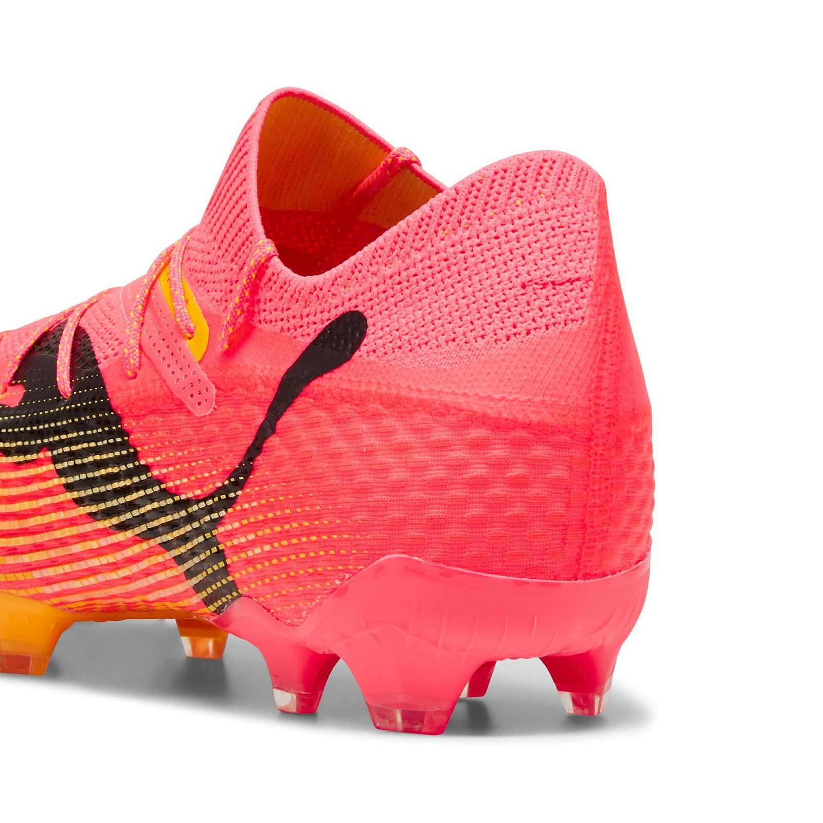 Футбольные бутсы PUMA Future 7 Ultimate FG/AG Phenomenal, белый, черный, розовый, фото №4