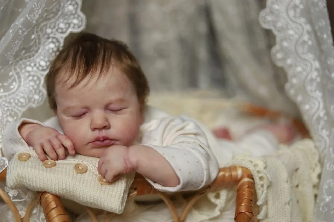 Кукла Реборн Девочка 49 см Ручная работа Мягкое тело из винила Выглядит как настоящий ребенок Спящая, фото №6 Кукла Реборн Девочка 49 см Ручная работа Мягкое тело из винила Выглядит как настоящий ребенок Спящая, фото №6