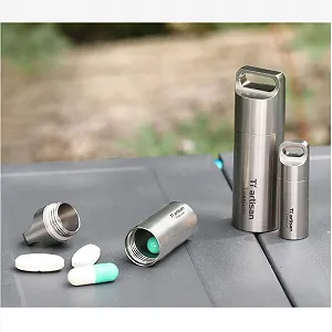 Коробочка для таблеток WING, брелок, титанова водонепроникна маленька ємність для екстрених ліків synthetic.ua - Фото 1