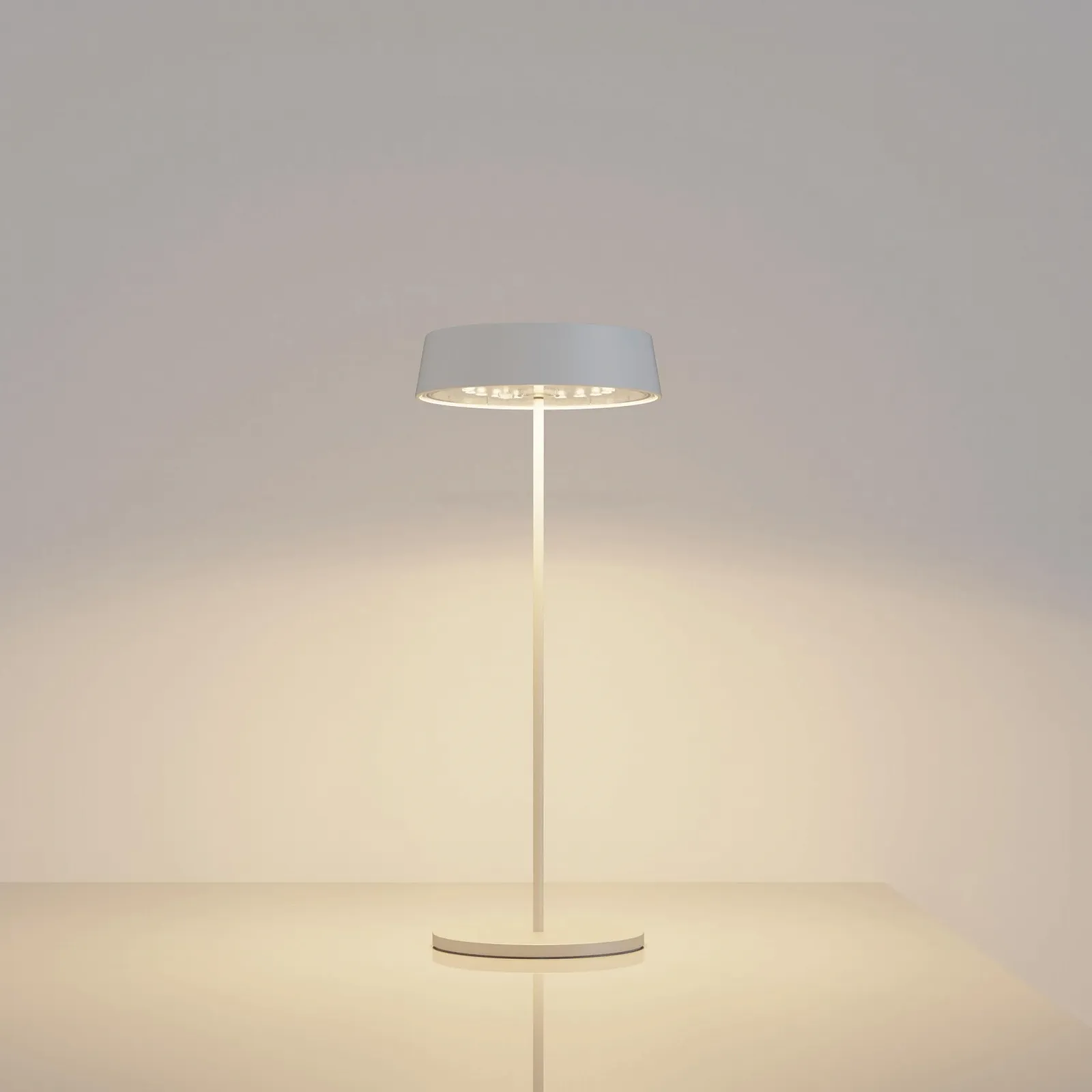 Настільна лампа Palmina 901 LED акумуляторна бездротова димована 4400 мАг IP54, фото №1