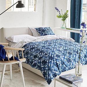 Наволочка декоративна Designers Guild Parket Batik Indigo synthetic.ua - Фото 1