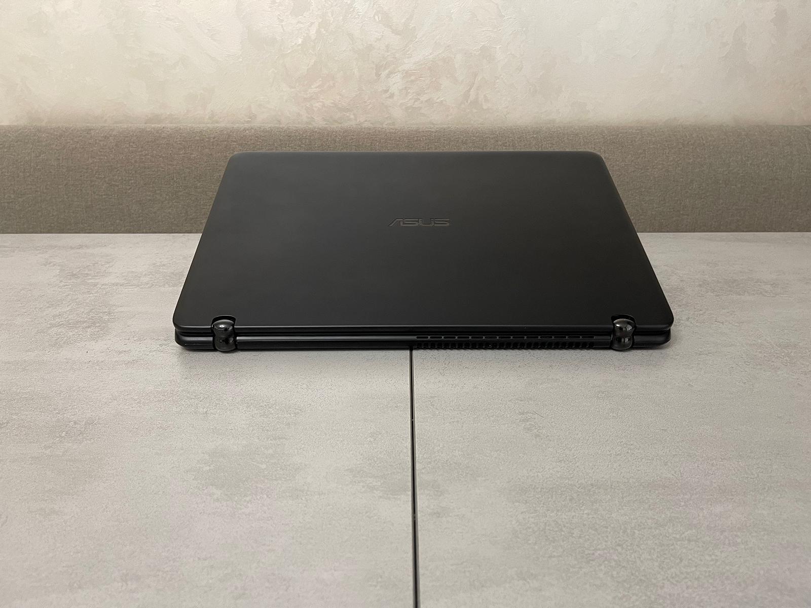 Ультрабук ASUS Q524UQK, 15,6 FHD IPS сенсор, i7-7500U, 16GB, 128+256GB SSD, NVIDIA GeForce 940MX, фото №10 Ультрабук ASUS Q524UQK, 15,6 FHD IPS сенсор, i7-7500U, 16GB, 128+256GB SSD, NVIDIA GeForce 940MX, фото №10