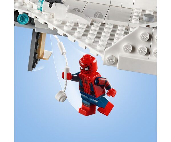Конструктор LEGO Super Heroes Самолёт Старка и атака дрона (76130), фото №9