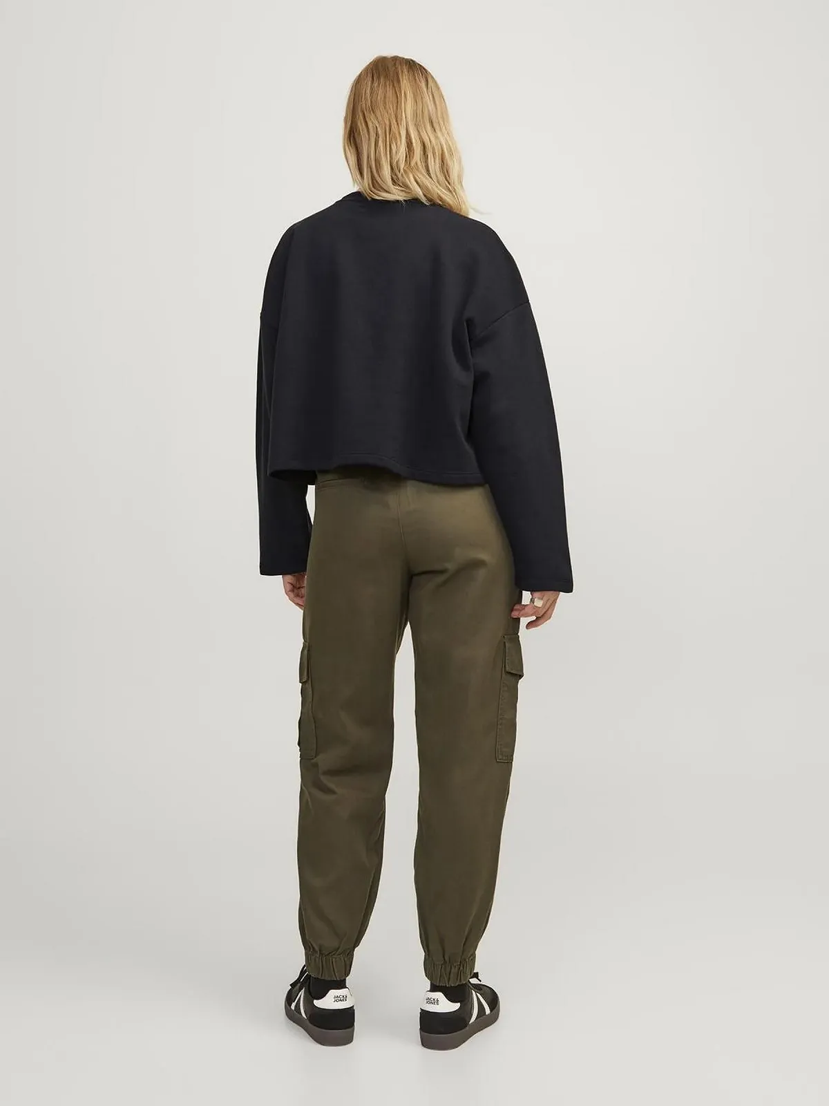 Женский свитшот JACK & JONES Jjxx Jxabbie LS Wide Every Brush Crew Sn, фото №5 Женский свитшот JACK & JONES Jjxx Jxabbie LS Wide Every Brush Crew Sn, фото №5