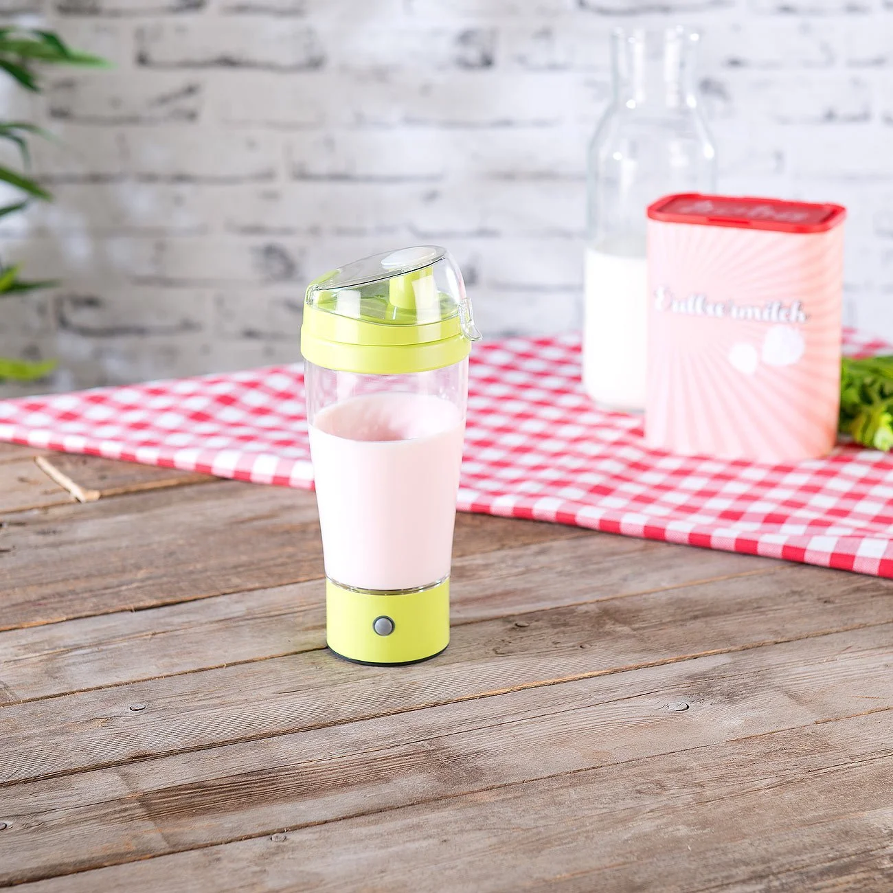 Кружка Rosenstein & Söhne Self Stirring Cup: Кружка для напитков с электрическим венчиком 450 мл, фото №7