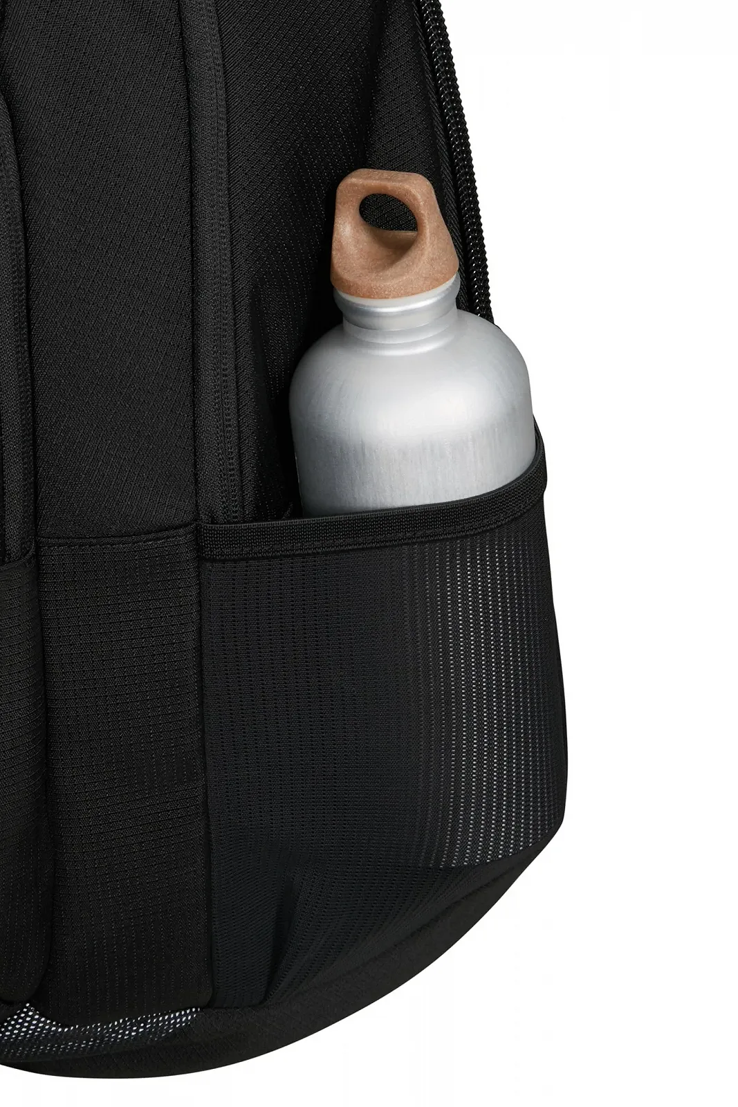 Рюкзак для ноутбука American Tourister Urban Groove UG26 17.3 дюйма 34 л черный, фото №6 Рюкзак для ноутбука American Tourister Urban Groove UG26 17.3 дюйма 34 л черный, фото №6