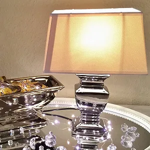 Настільна лампа DRULINE Silver Lady 35 см Біло-сріблястий synthetic.ua - Фото 1