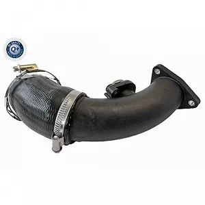 Шланг інтеркулера VAICO V10-6737 Q+ VW VAG synthetic.ua - Фото 1