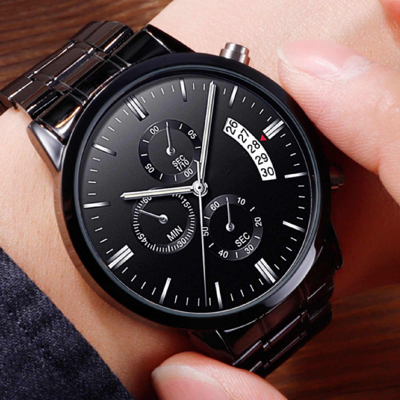 Чоловічий годинник Nicoone Quartz Chronograph 214 чорний циферблат срібні стрілки чорний ремінець браслет, фото №3 Чоловічий годинник Nicoone Quartz Chronograph 214 чорний циферблат срібні стрілки чорний ремінець браслет, фото №3