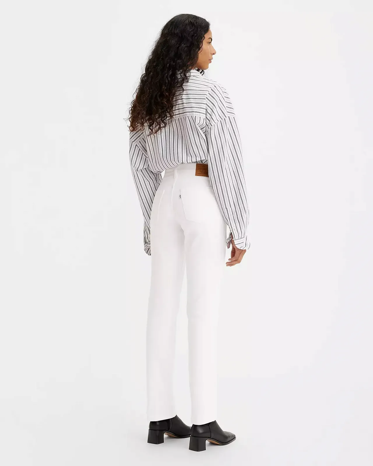 Жіночі джинси Levis - 724 High Rise Straight Western White  - 27 30, фото №3 Жіночі джинси Levis - 724 High Rise Straight Western White  - 27 30, фото №3