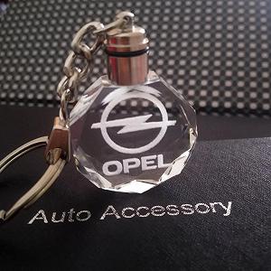 Брелок автомобильный на ключи GF с логотипом Opel подсветкой 23235121 synthetic.ua - Фото 1