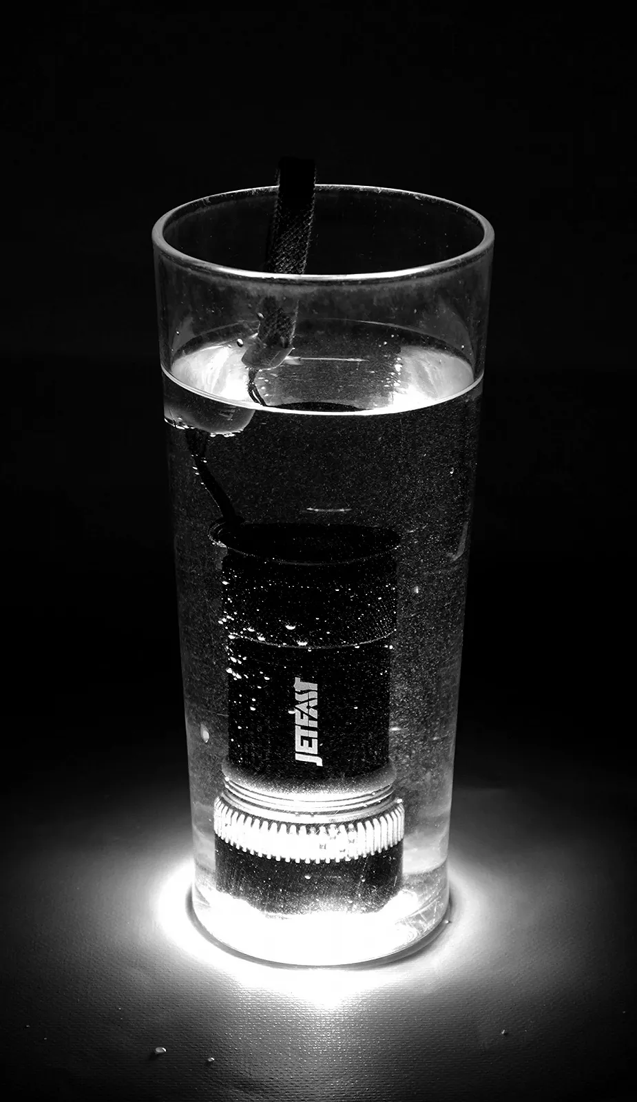 Кишеньковий світлодіодний ліхтар JetFast з PowerPod, що перезаряджається, водонепроникний (99 мм), фото №4