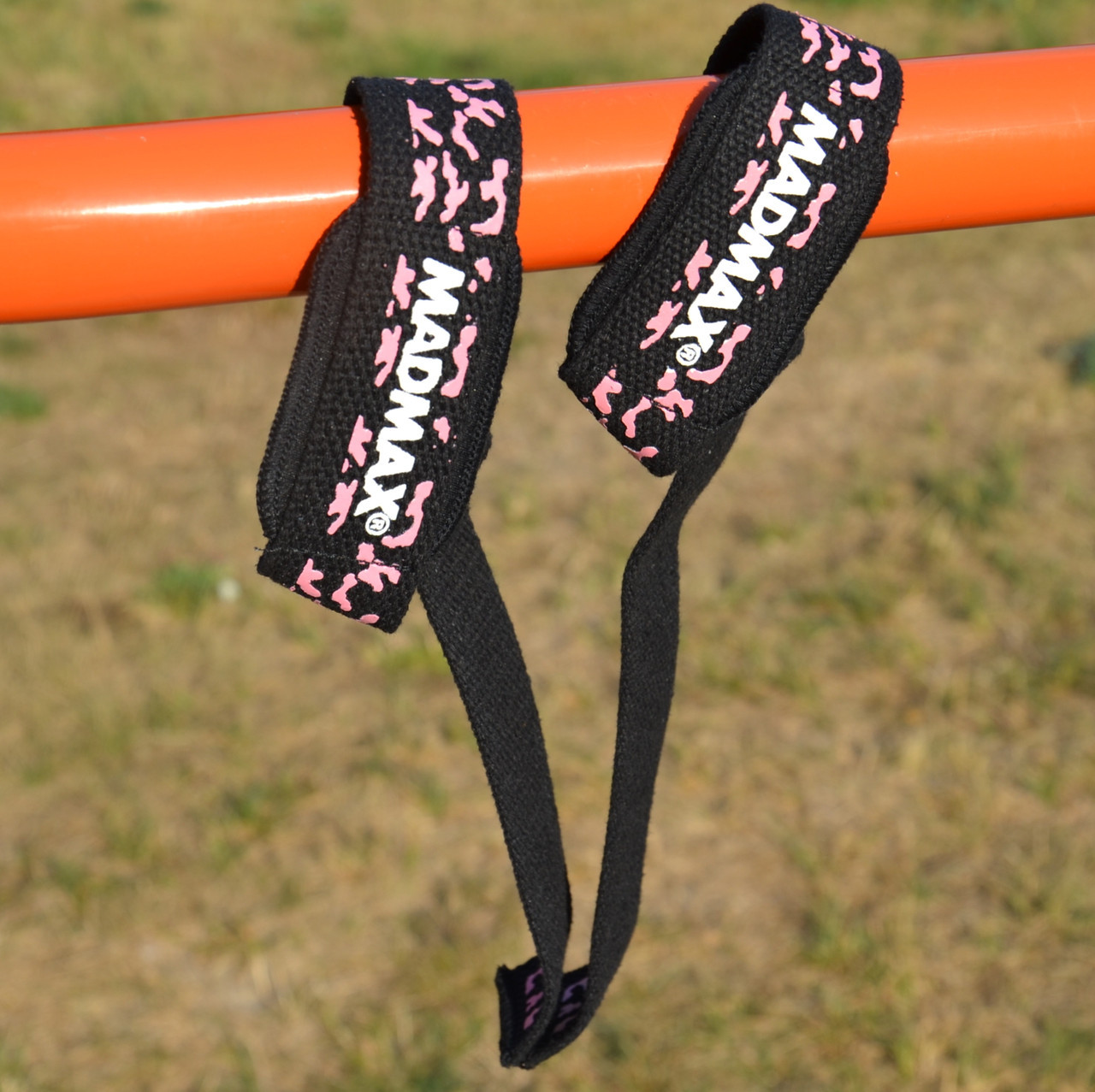 Лямки для тяги MadMax Camo Power Wrist Straps Camo/Pink, фото №7 Лямки для тяги MadMax Camo Power Wrist Straps Camo/Pink, фото №7