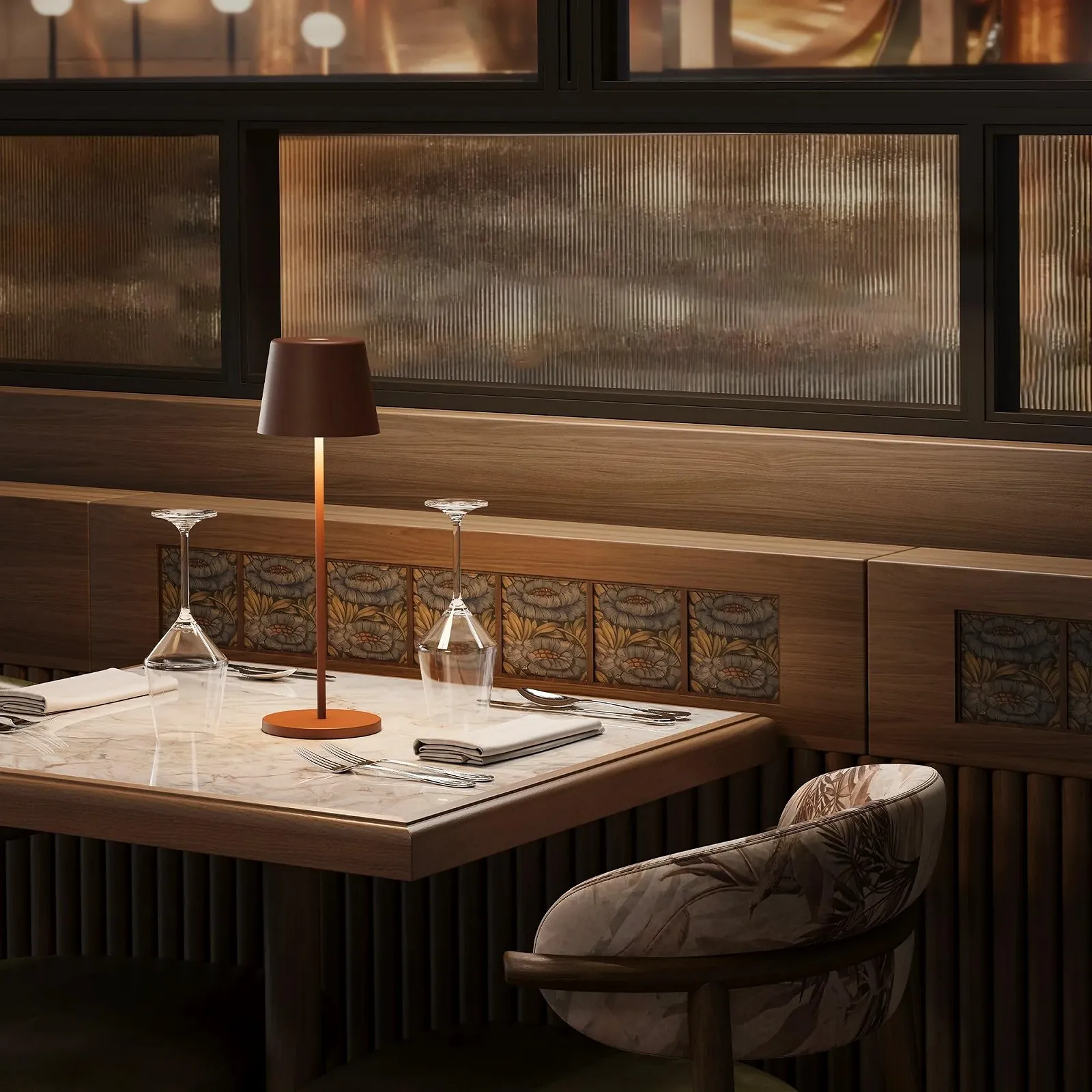 Настільна LED лампа Kelly Vintage Touch Wireless 38 см із зарядною платформою Набір 6 шт. Біла, фото №7