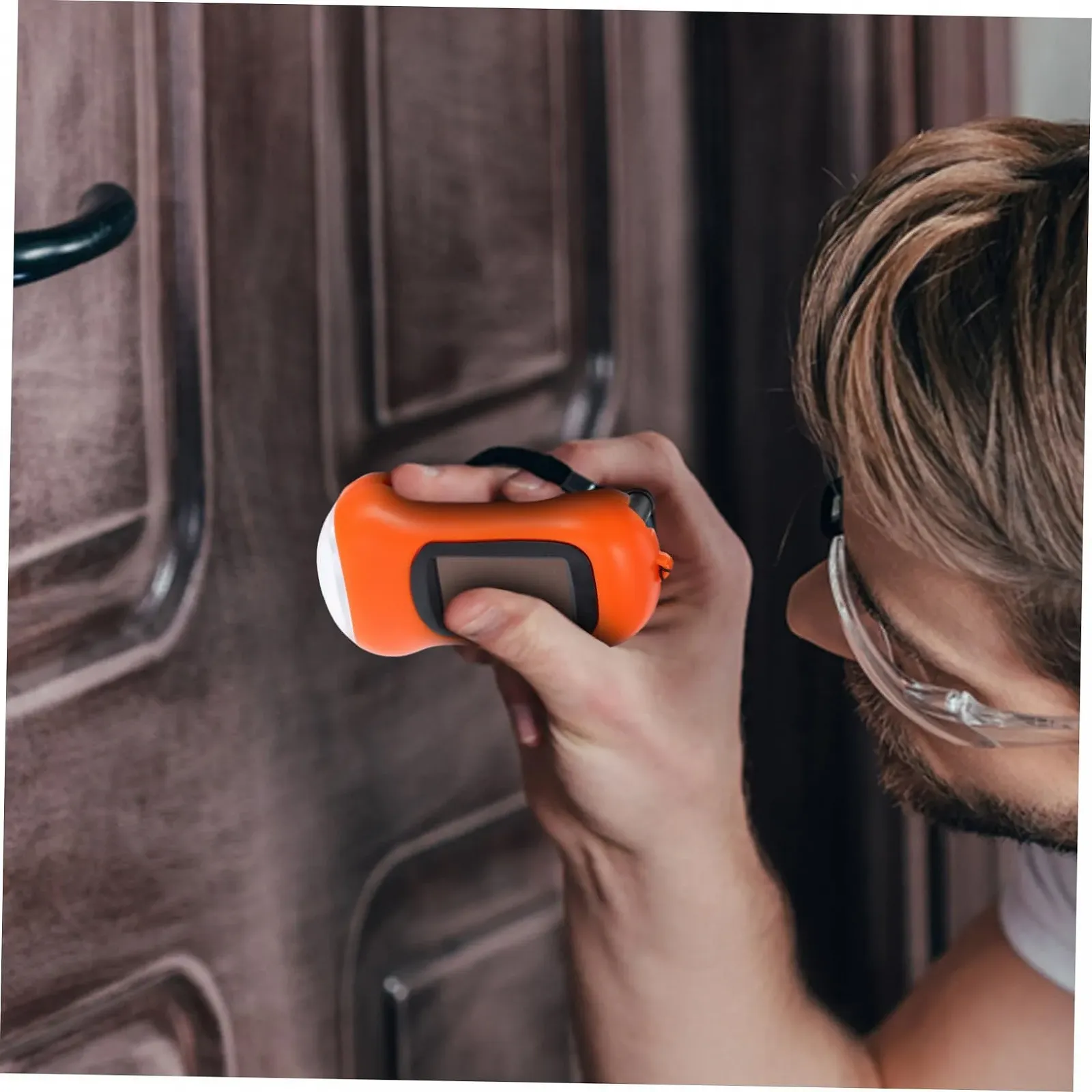 Ручной фонарь с ручным заводом на солнечной батарее VILLCASE Retro Torch Перезаряжаемый портативный аварийный фонарь для активного отдыха Компактный и универсальный Оранжевый, фото №6 Ручной фонарь с ручным заводом на солнечной батарее VILLCASE Retro Torch Перезаряжаемый портативный аварийный фонарь для активного отдыха Компактный и универсальный Оранжевый, фото №6