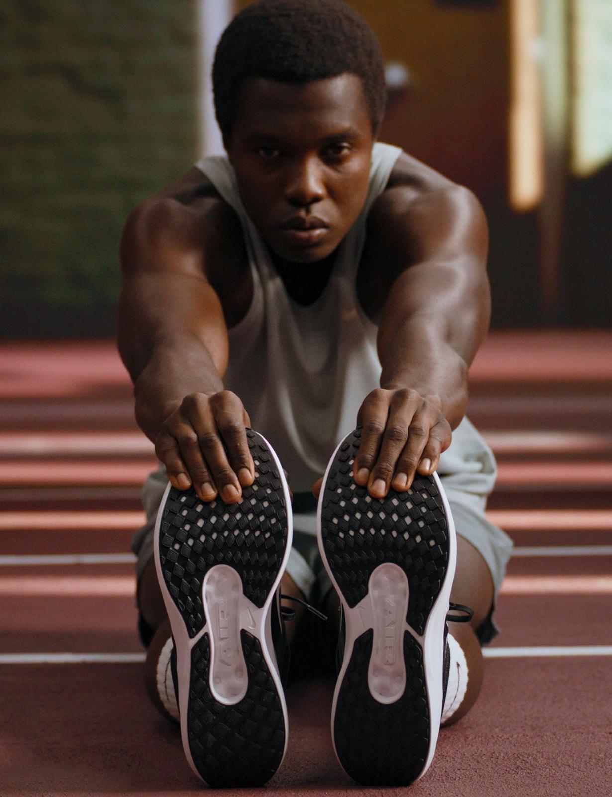 Чоловічі кросівки для бігу Nike Winflo 11, фото №2 Чоловічі кросівки для бігу Nike Winflo 11, фото №2