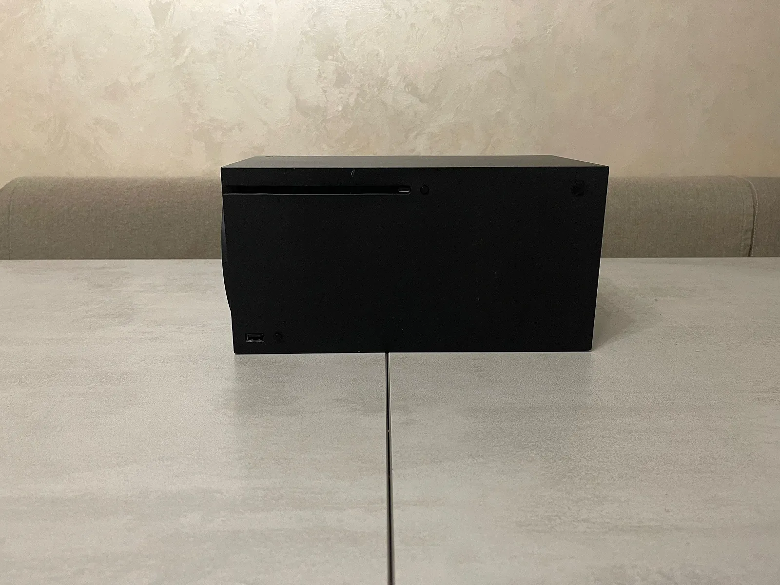 Ігрова консоль Microsoft Xbox Series X, 4K, 1TB, 16GB, AMD Zen 2 - Не видає зображення, фото №2 Ігрова консоль Microsoft Xbox Series X, 4K, 1TB, 16GB, AMD Zen 2 - Не видає зображення, фото №2